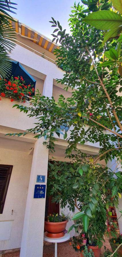 Apartments Villa Martinuzzi *